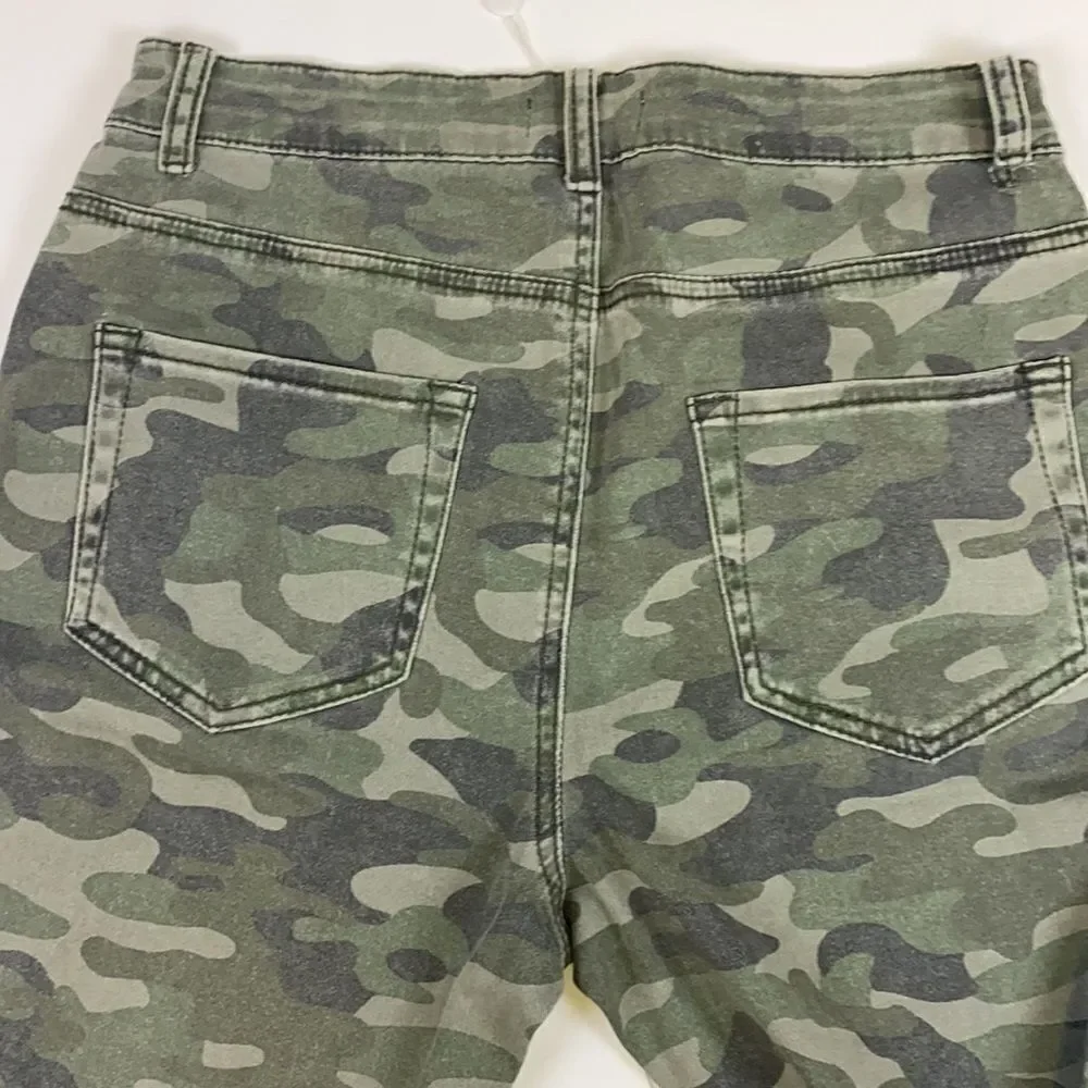 Mud Pie Women's Rory Green‎ Camo Jeans size Small D30